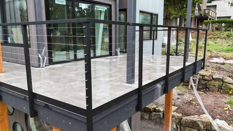 aluminum an cable railing