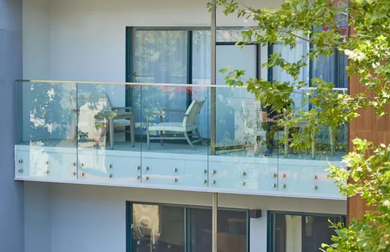 standoff railing in Balcony
